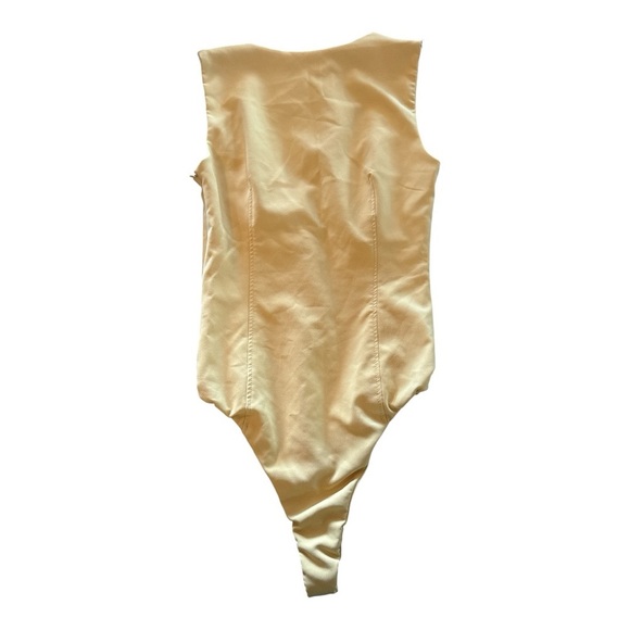 ZARA Yellow Bodysuit Sweetheart Neckline Side Zip Sz M NWOT Plunge Metal Piece - Picture 2 of 8